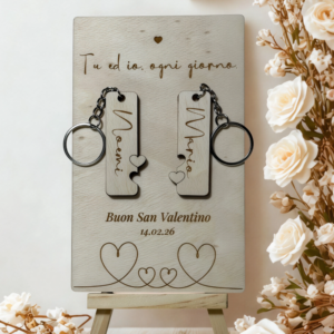 portachiavi coppia in legno personalizzato con supporto